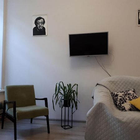 Apartment - Heart Of Odessa Extérieur photo