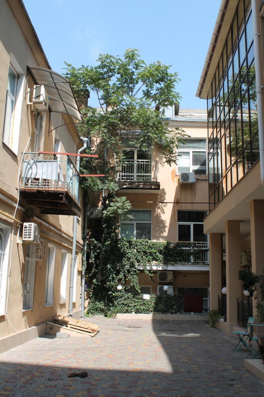 Apartment - Heart Of Odessa Extérieur photo
