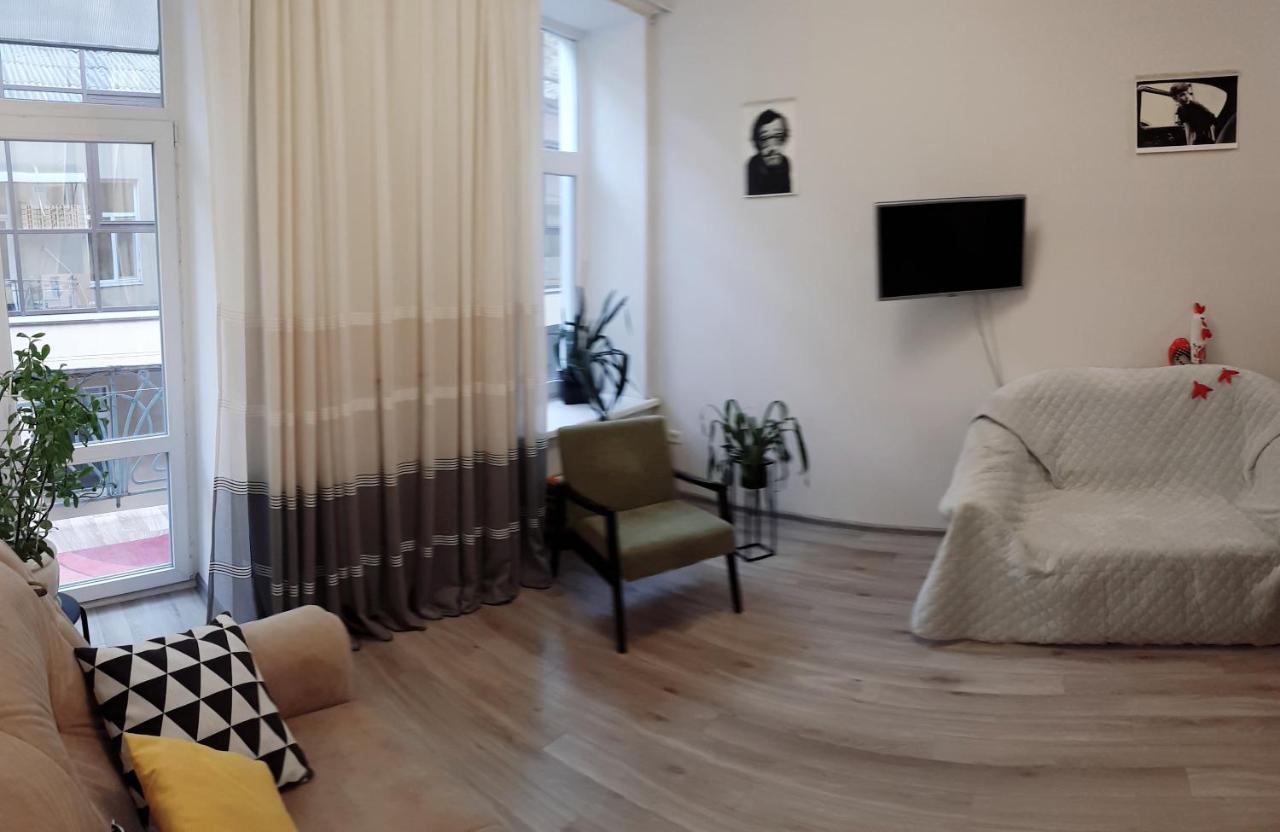 Apartment - Heart Of Odessa Extérieur photo